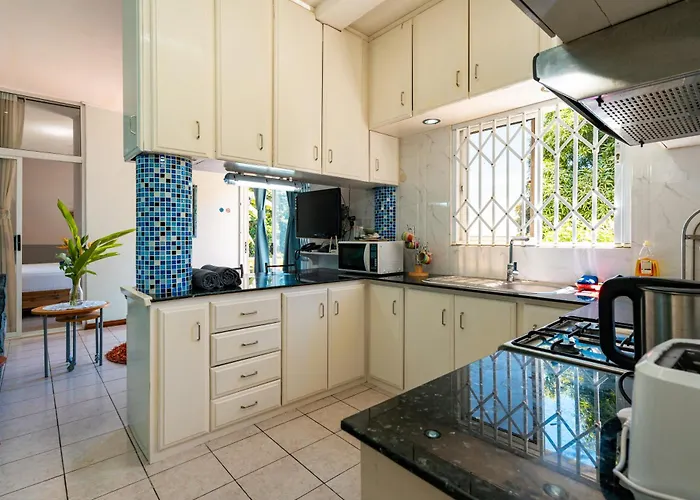 Bed & Breakfast Heights Glacis (Mahe)