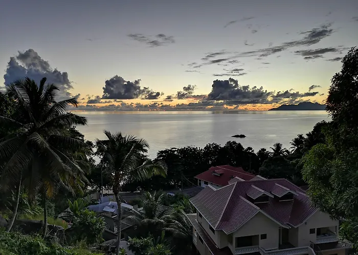 Heights Bed & Breakfast 3*