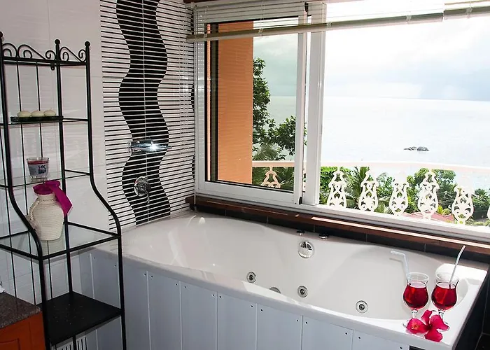 Heights Bed & Breakfast 3*